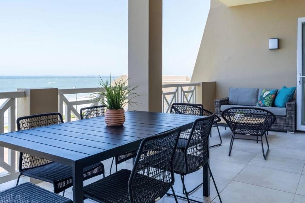 Waterfront Getaway, 2 Bedroom Seaside Bliss Umdloti Exteriör bild